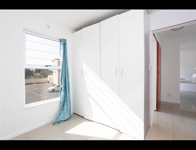 2 BEDROOM APARTMENT TO LET IN OTTERY